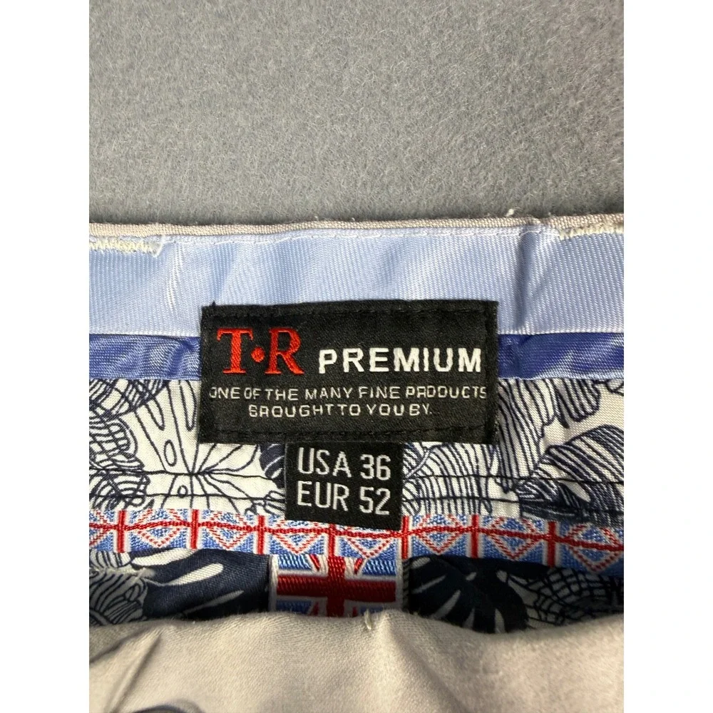 TR Premium Mens Chino Pants Light Gray Slim Fit Flat Front Size 36 x 32